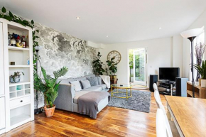 3 Bed Luxury Penthouse in Shoreditch